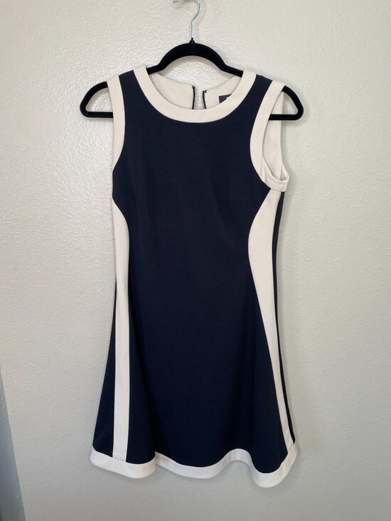 Dkny Dresses & Skirts - DKNY Black Tan Sleeveless Colorblock A-Line Dress Size 4 Polyester Mini